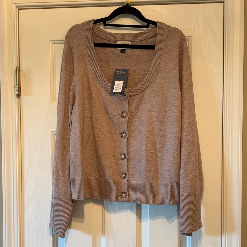 Universal Thread Neutral Taupe Button-Front Scoop Neck Cardigan